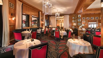 Brasserie-Fouquet-s-Paris-1-2.jpg