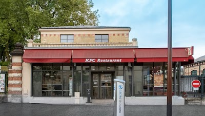 KFC-Versailles-1-2.jpg