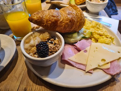 Le-Pain-Quotidien-4-12.jpg