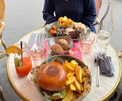 Le-Paradis-du-Fruit-Les-Halles-3-2.jpg