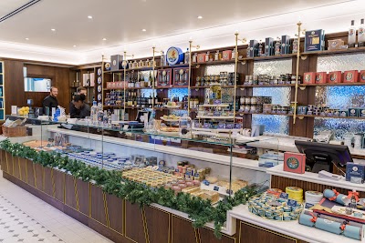 Restaurant-Petrossian-2-2.jpg