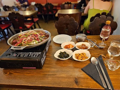 Seoul-Opera-Restaurant-4-2.jpg